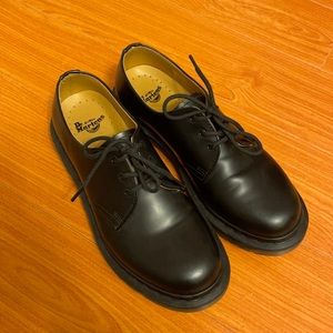Dr Martens Air Wair Black Shoes, size 9, excellent condition